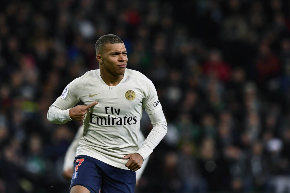 探囊取物！美职联历史第4位，梅西单赛季8次单场至少打进两球